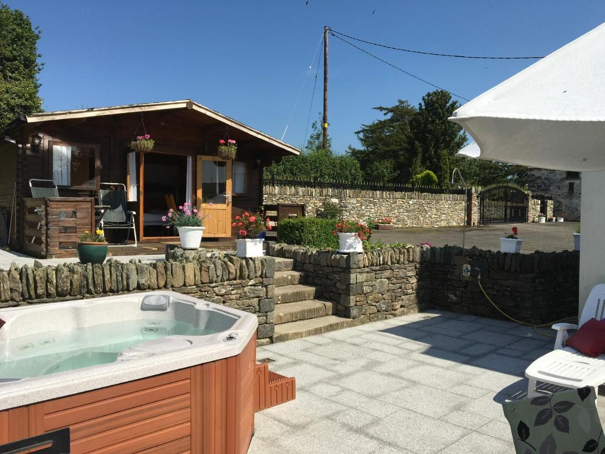 Chalet Free Sauna & Spa Superking Bed Killaloo Buitenkant foto