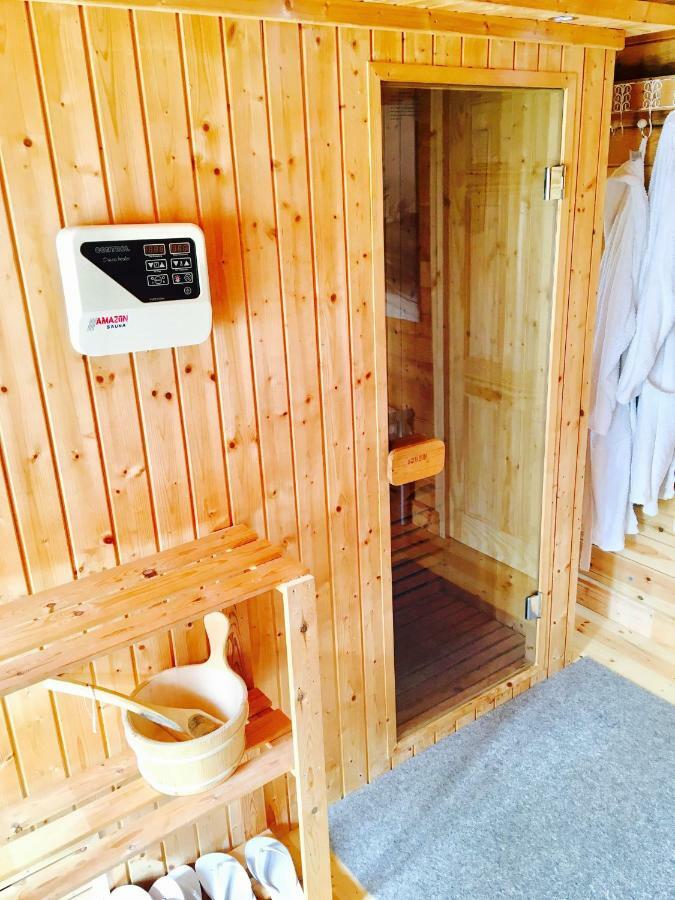 Chalet Free Sauna & Spa Superking Bed Killaloo Buitenkant foto